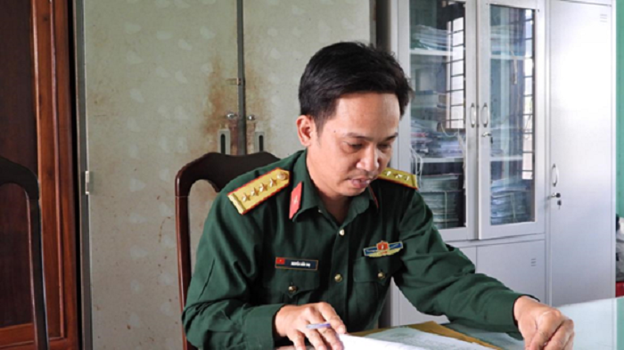 Guong dang vien tre lam theo loi Bac 1
